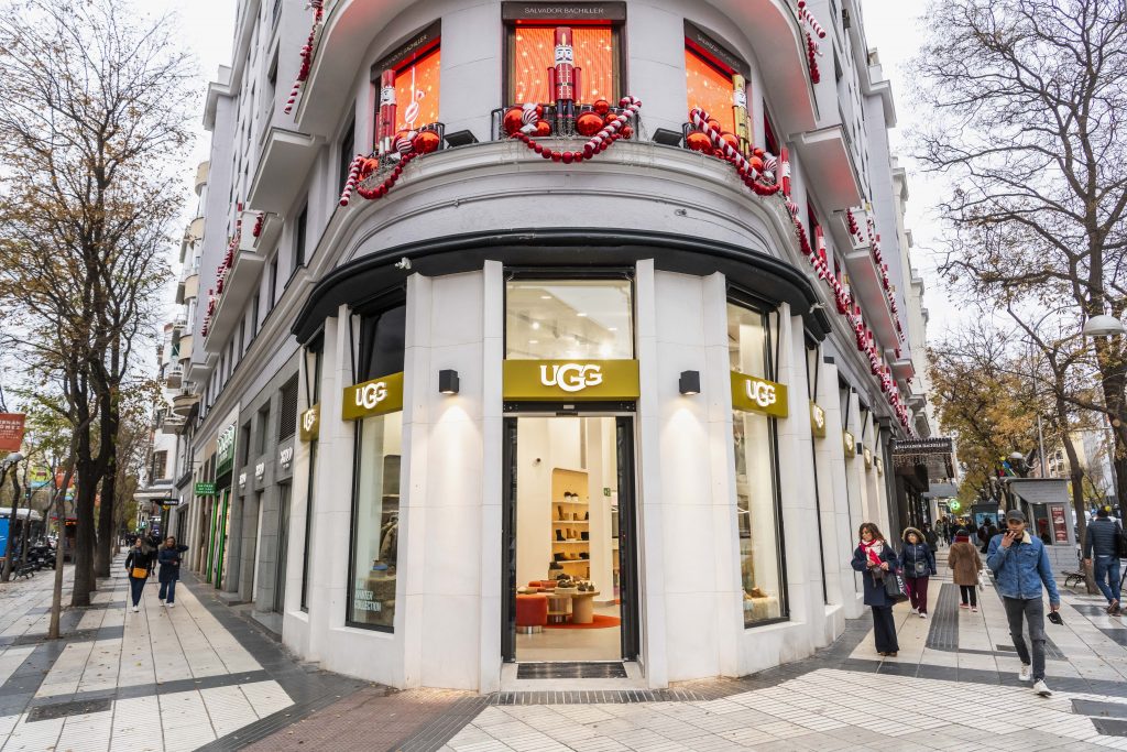 Fortis Obras, especialistas en reformas integrales y construcción en Madrid, calidad y garantía para tu hogar, oficina o local comercial.